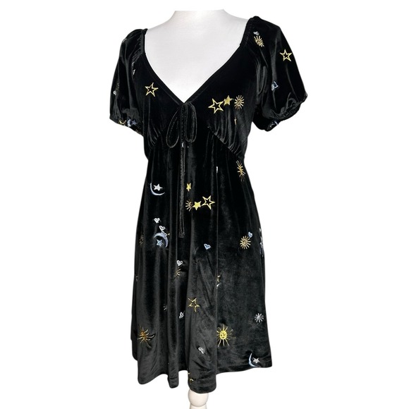 ASOS Velvet Babydoll Dress US 10 Black Celestrial Embroidered Sun Moon Mini - Picture 4 of 12